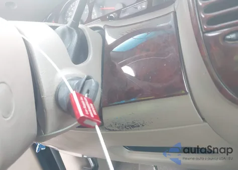 2002 Ford F-150 Lariat/Xlt из США, поврежденный, VIN 1FTRW07L02KC55650